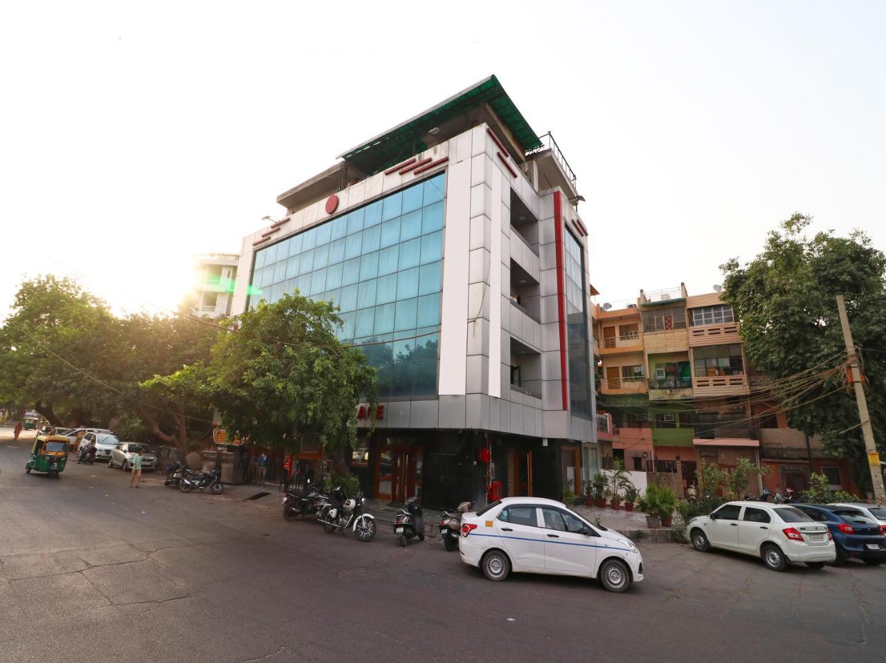 Oyo 2705 Hotel Preet Palace นิวเดลี ภายนอก รูปภาพ